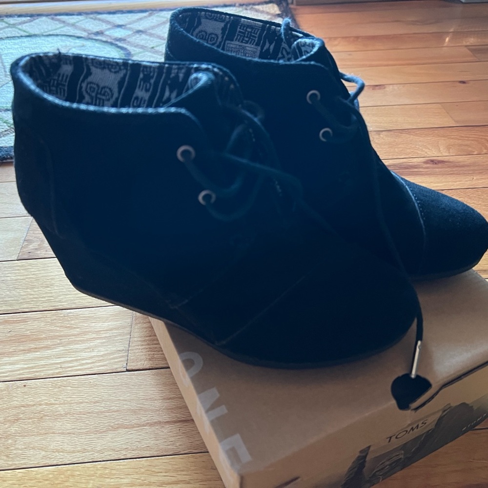 Toms Desert Wedge